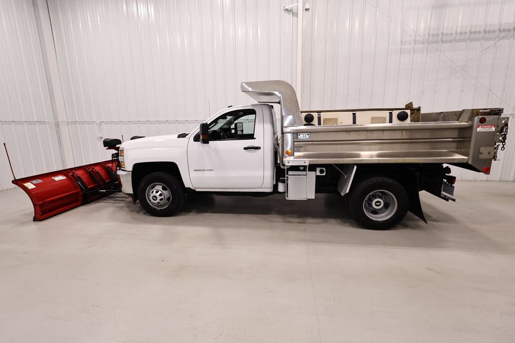 Used 2017 Chevrolet Silverado 3500 W/T w/ WT Convenience Package AWD/4WD image 9