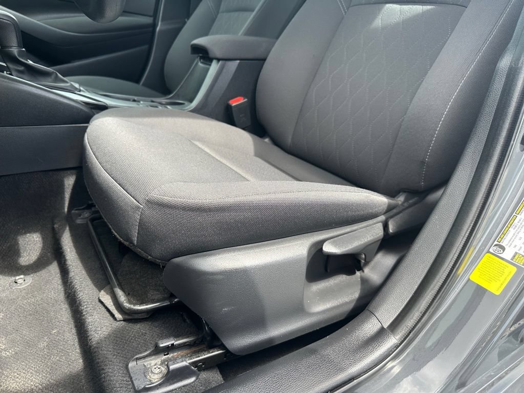 Used 2024 Toyota Corolla LE FWD image 44