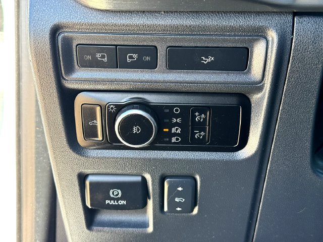 Certified 2023 Ford F150 Lariat w/ Trailer Tow Package AWD/4WD image 15