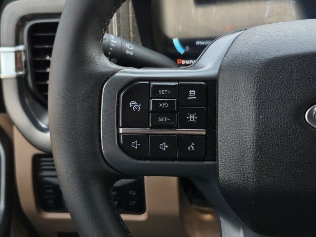 Certified 2025 Ford F350 Lariat w/ Lariat Ultimate Package AWD/4WD image 25