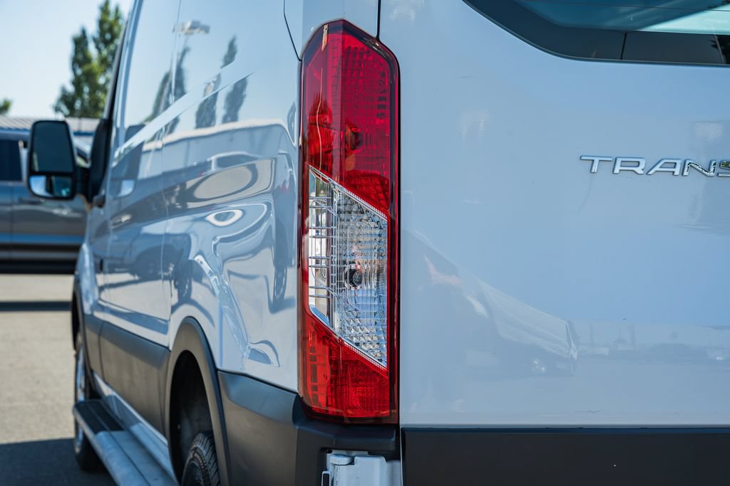 Certified 2025 Ford Transit 250 Low Roof w/ Exterior Upgrade Package RWD image 7