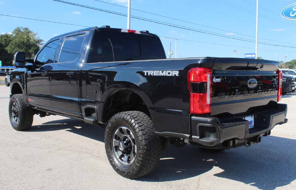 Certified 2024 Ford F250 Lariat w/ Lariat Ultimate Package AWD/4WD image 13