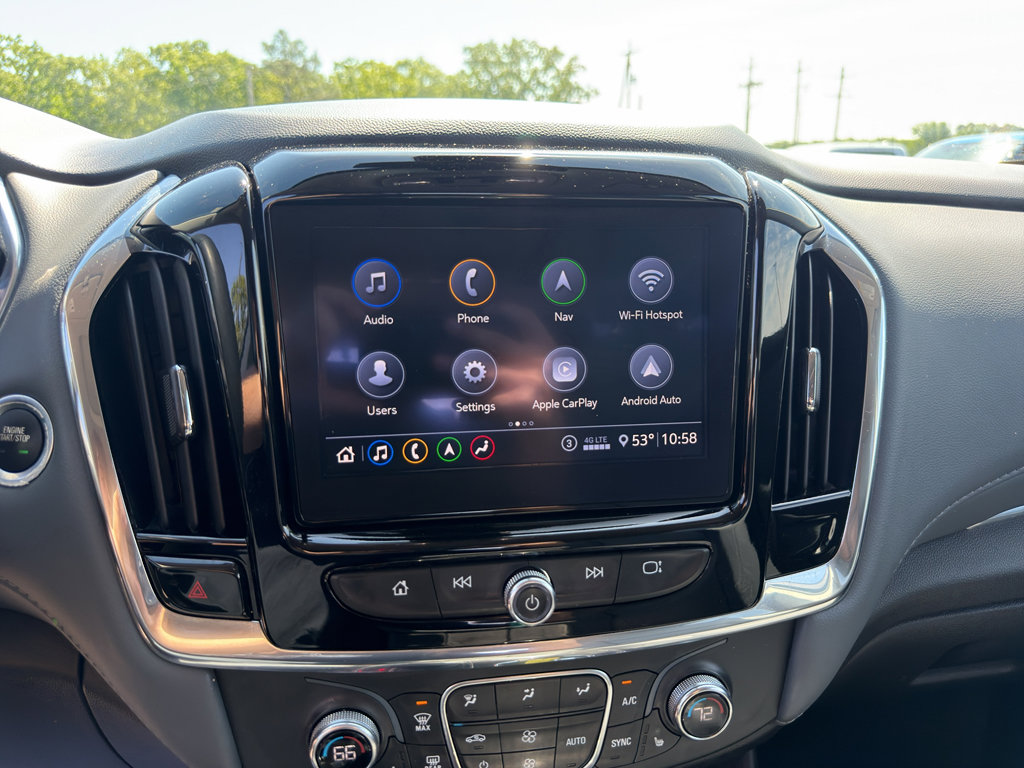 Used 2021 Chevrolet Traverse LT w/ LT Premium Package image 6