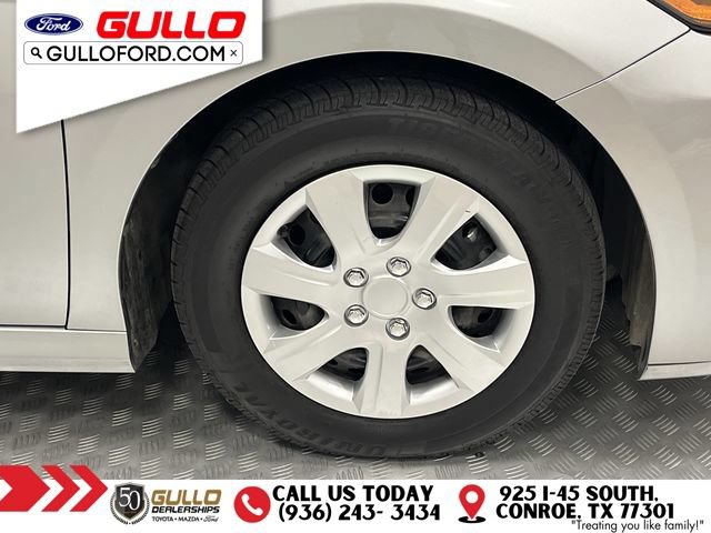 Used 2022 Toyota Camry LE FWD image 29