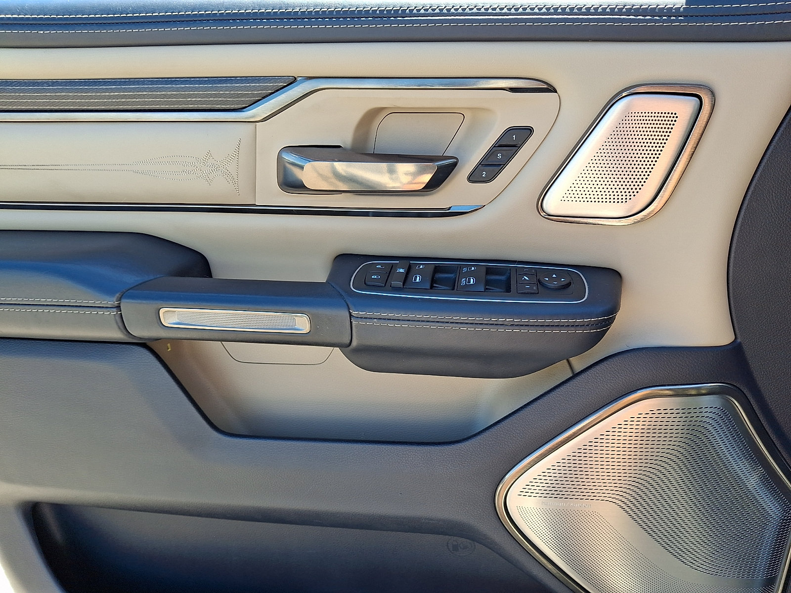 Used 2020 RAM 1500 Limited AWD/4WD image 20