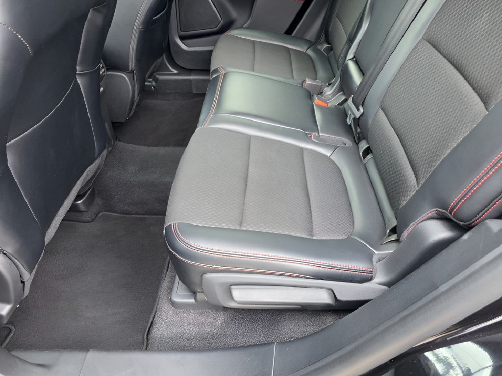 Certified 2025 Ford Escape ST-Line AWD/4WD image 25