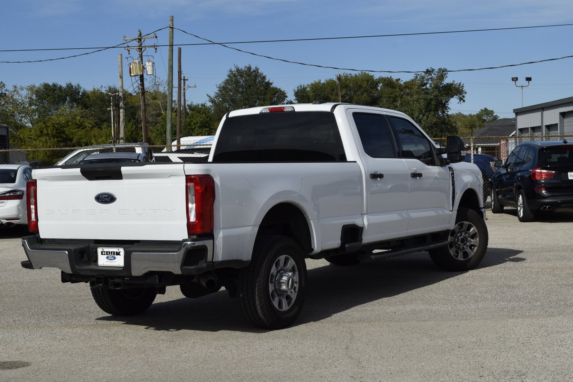 Certified 2024 Ford F350 XLT w/ FX4 Off-Road Package image 10