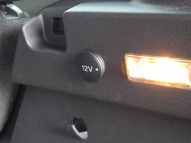 Certified 2018 Ford Escape SE w/ SE Sync 3 Package image 31