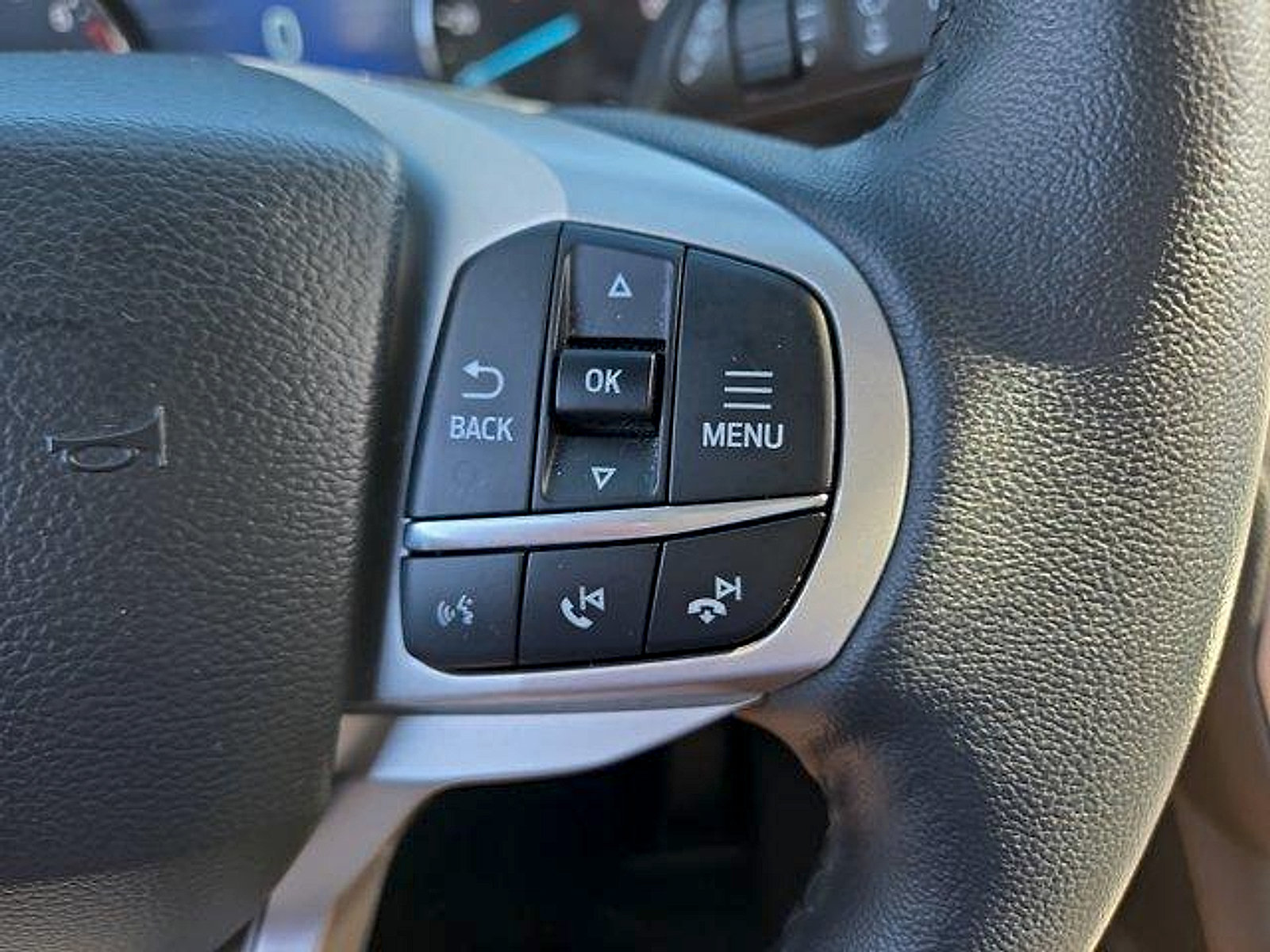 Certified 2023 Ford Explorer XLT w/ Equipment Group 202A AWD/4WD image 15