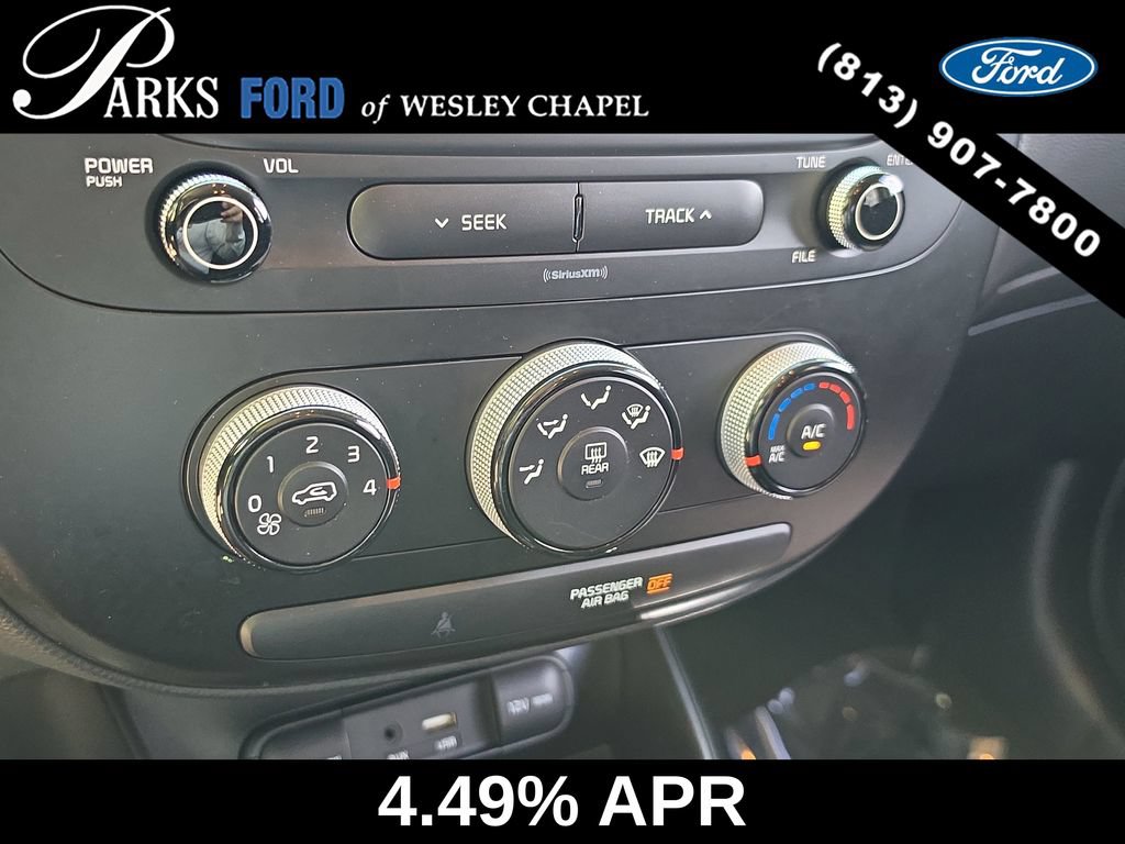 Used 2019 Kia Soul FWD image 22