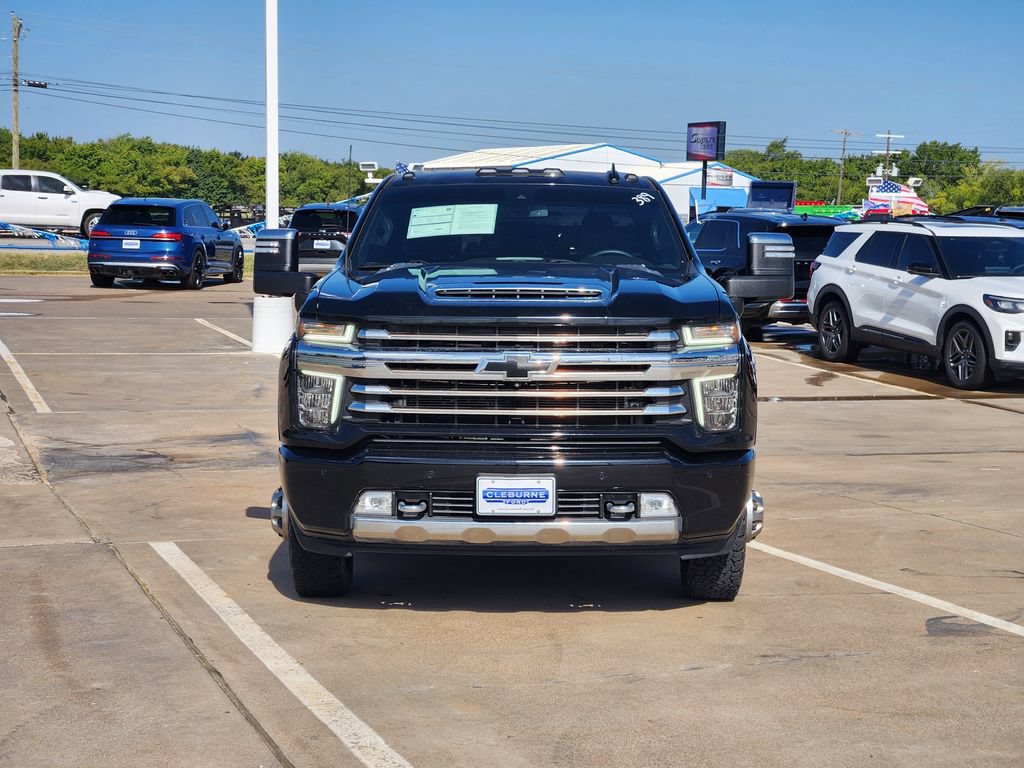 Used 2022 Chevrolet Silverado 3500 High Country w/ Safety Package II AWD/4WD image 2