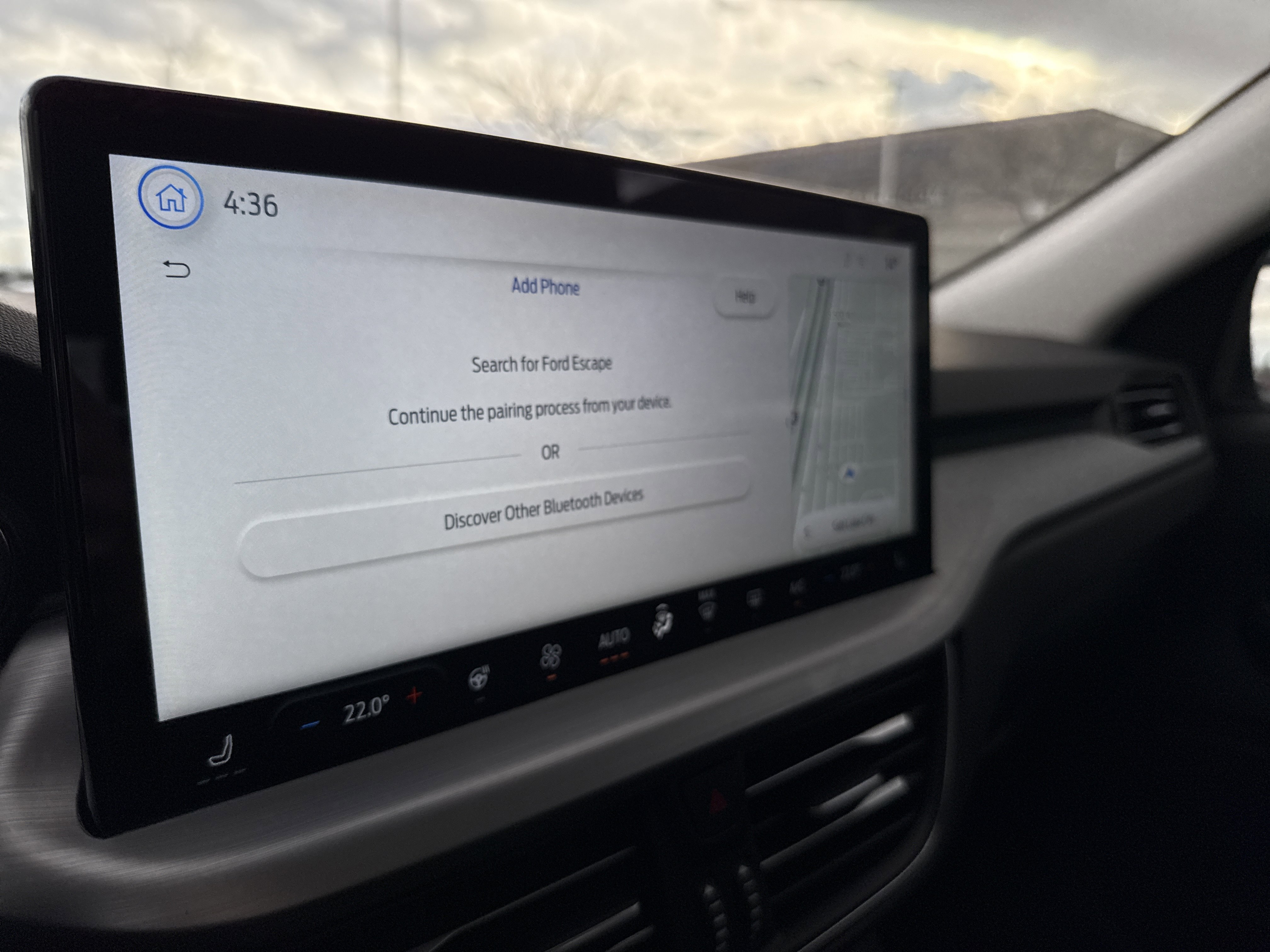 Certified 2024 Ford Escape Platinum w/ Class II Trailer Tow Package image 20