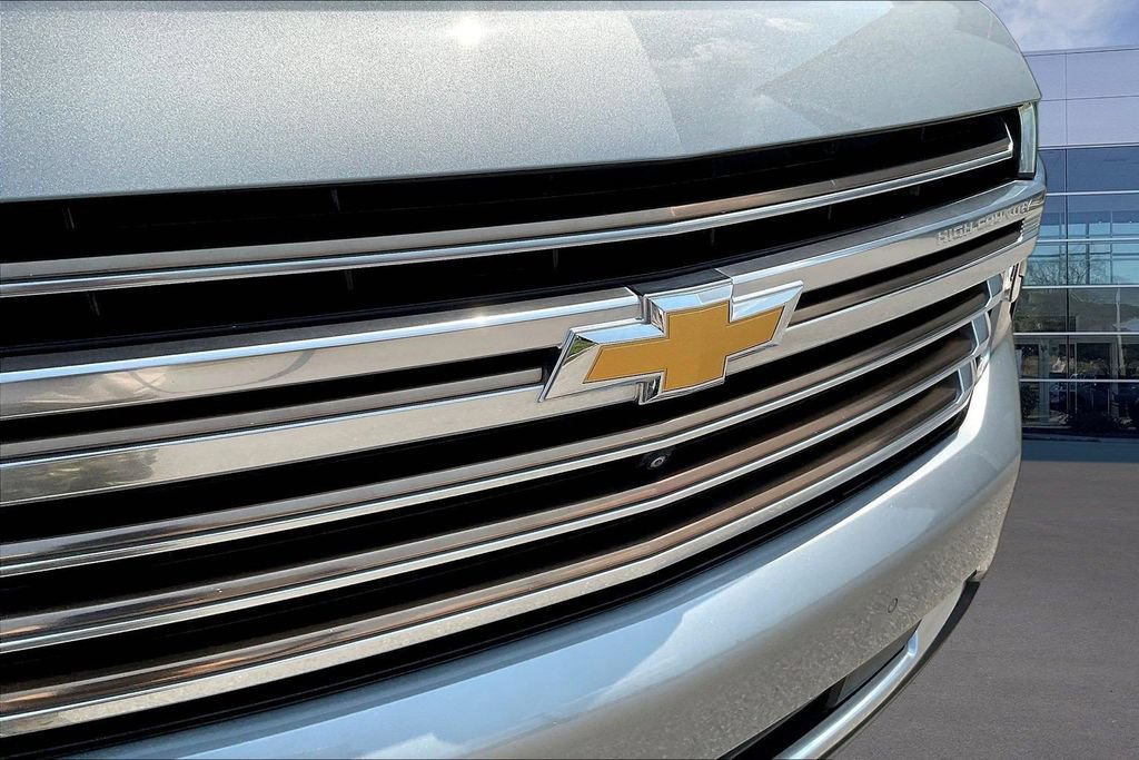 Used 2023 Chevrolet Suburban High Country RWD image 50