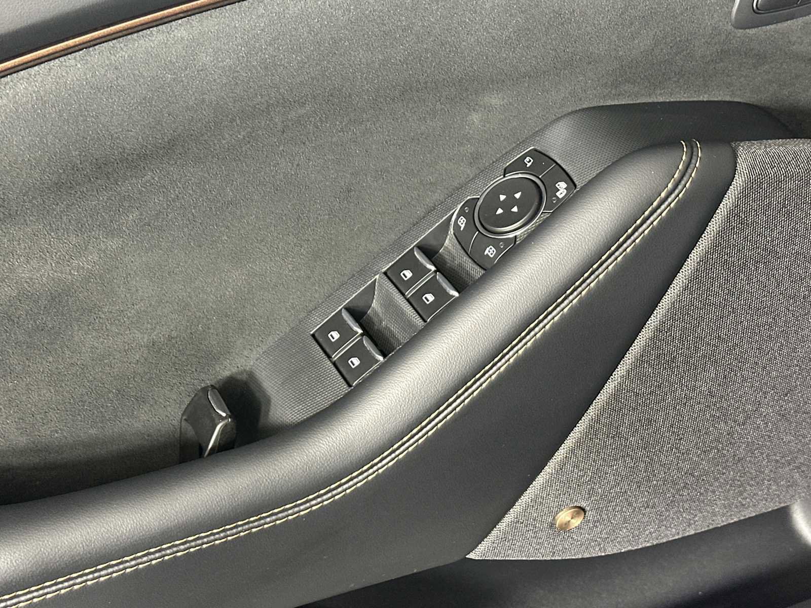 Certified 2022 Ford Mustang Mach-E GT image 10