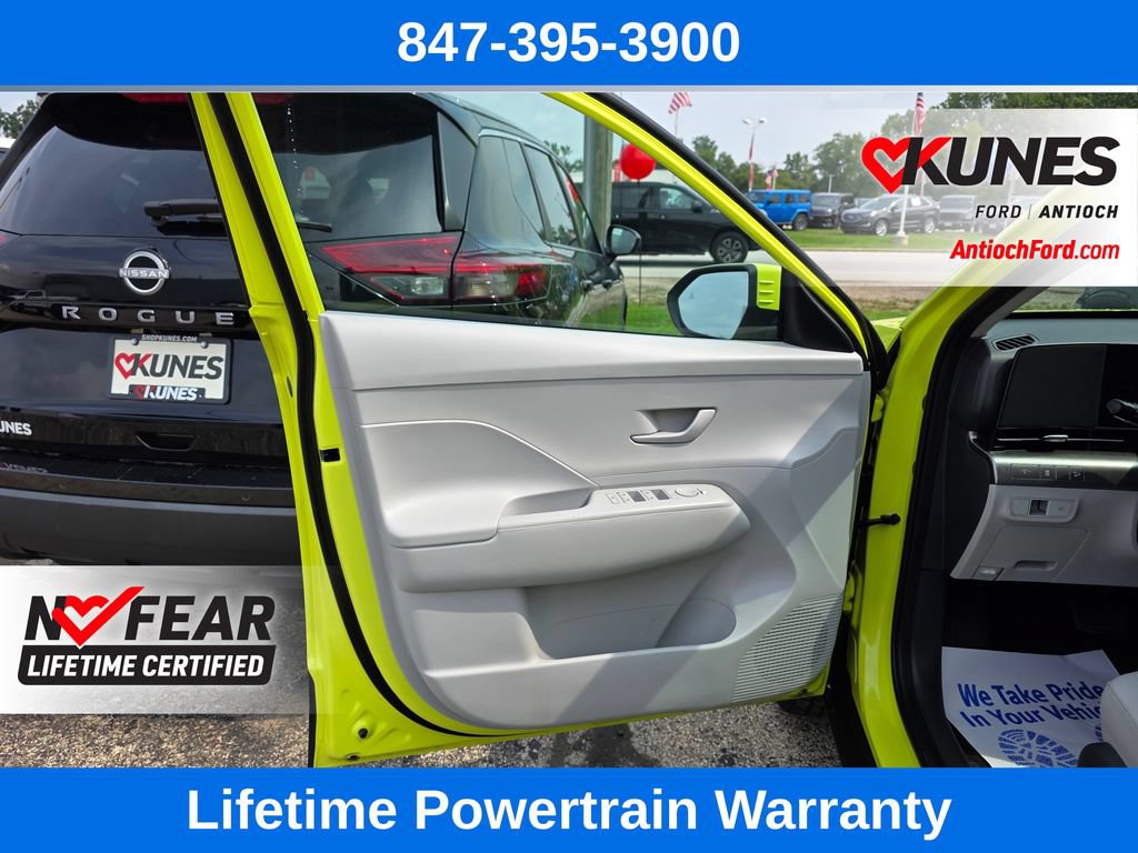 Used 2024 Hyundai Kona SEL AWD/4WD image 17