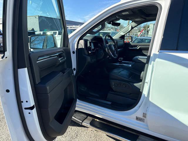 Used 2022 Chevrolet Silverado 1500 LTZ w/ LTZ Premium Package image 6