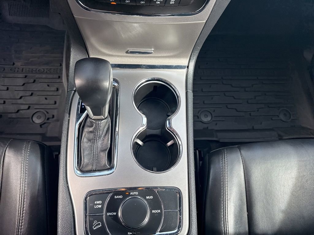 Used 2018 Jeep Grand Cherokee Limited image 26