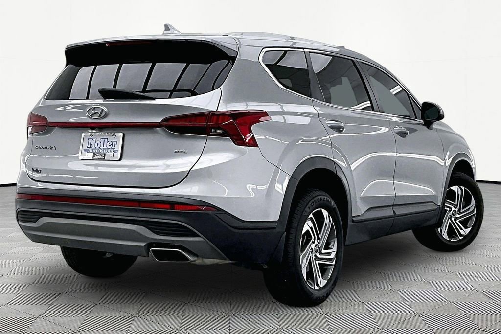 Used 2023 Hyundai Santa Fe SE w/ Cargo Package AWD/4WD image 4