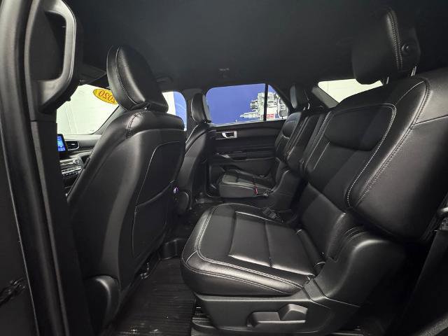 Certified 2020 Ford Explorer XLT w/ Equipment Group 202A image 13