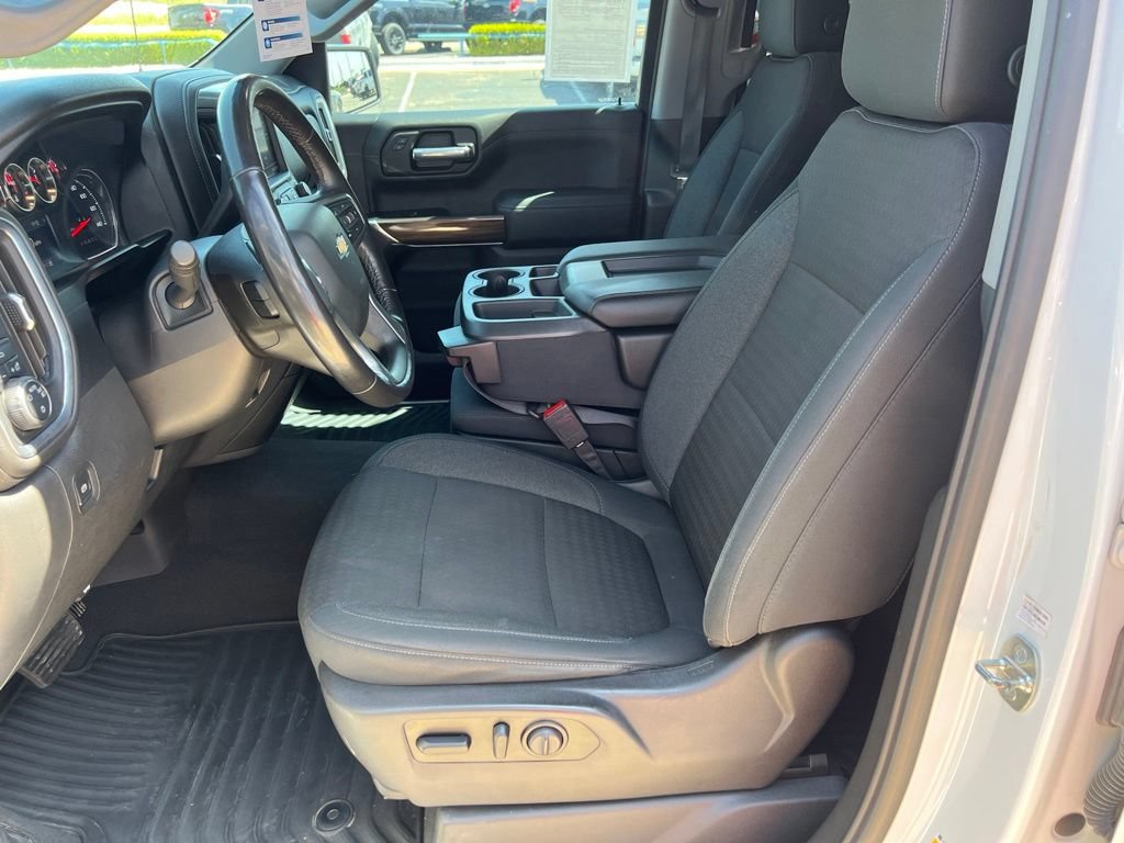 Used 2020 Chevrolet Silverado 1500 LT w/ Texas Edition AWD/4WD image 23