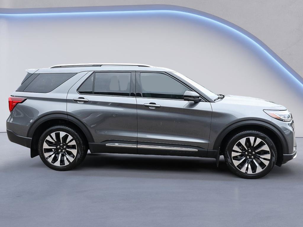 Certified 2026 Ford Explorer Platinum w/ LUX Leather Package AWD/4WD image 8