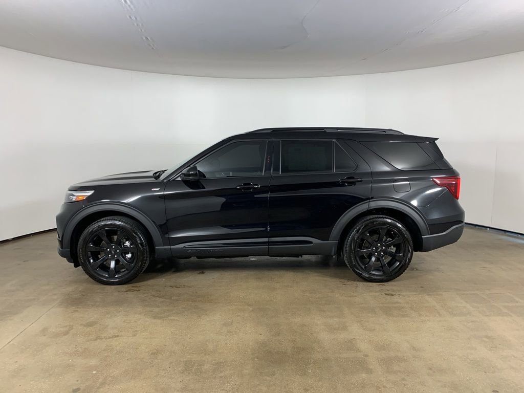 Certified 2023 Ford Explorer ST-Line AWD/4WD image 18