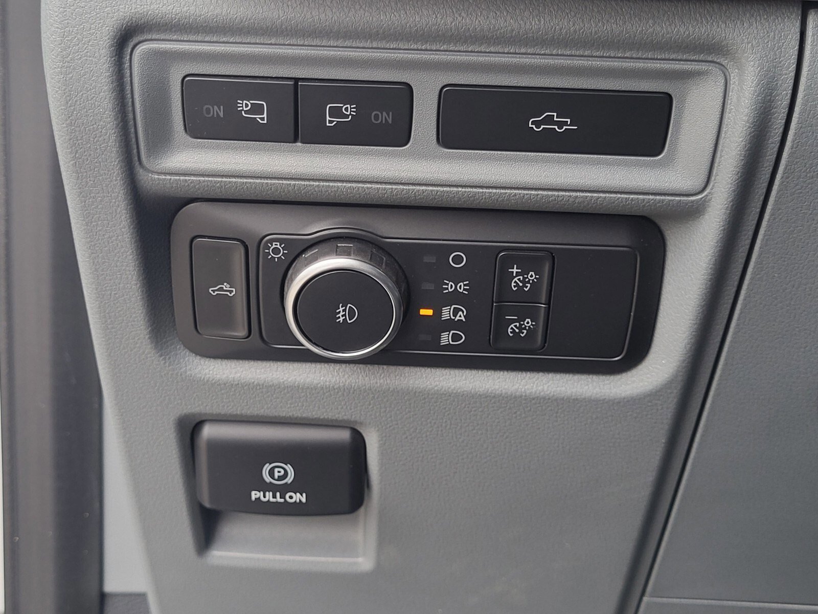 Certified 2022 Ford F150 XLT w/ Equipment Group 302A High image 22