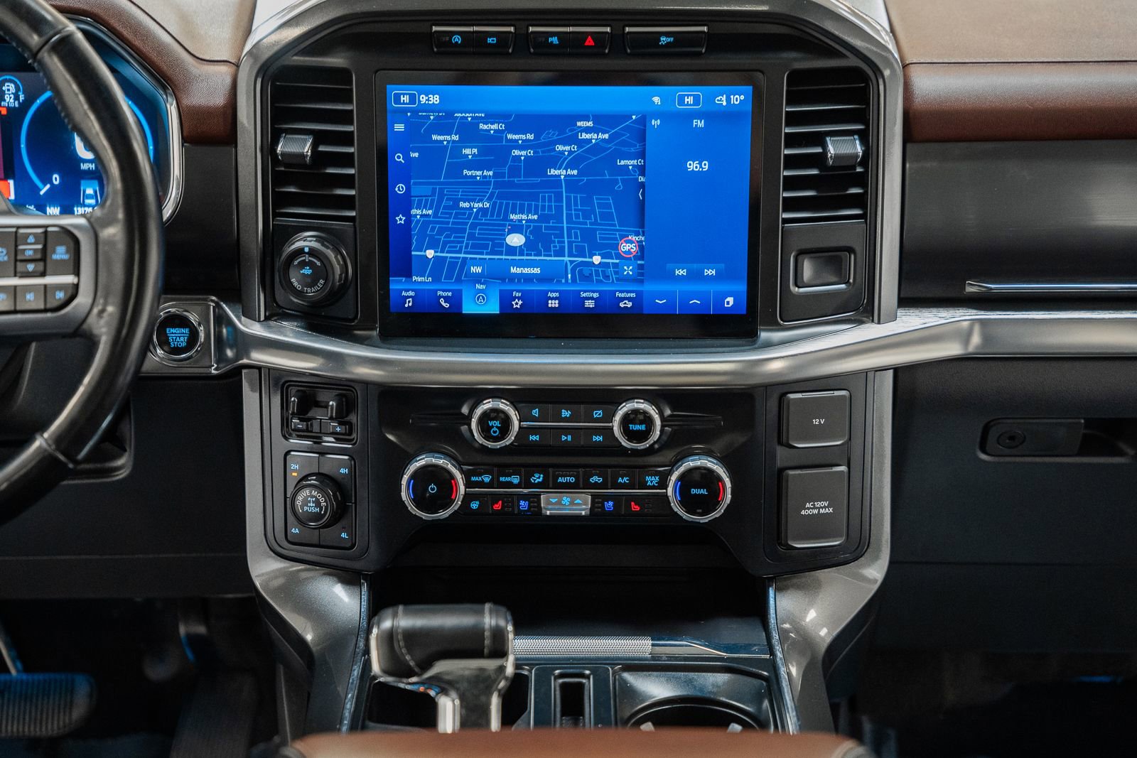 Certified 2023 Ford F150 Lariat w/ Equipment Group 502A High image 27