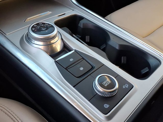 Certified 2022 Ford Explorer XLT w/ Equipment Group 202A image 14