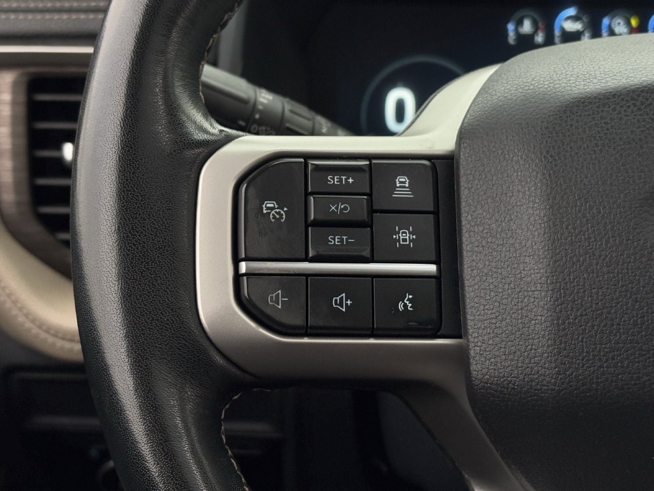 Certified 2024 Ford Expedition Limited RWD image 16