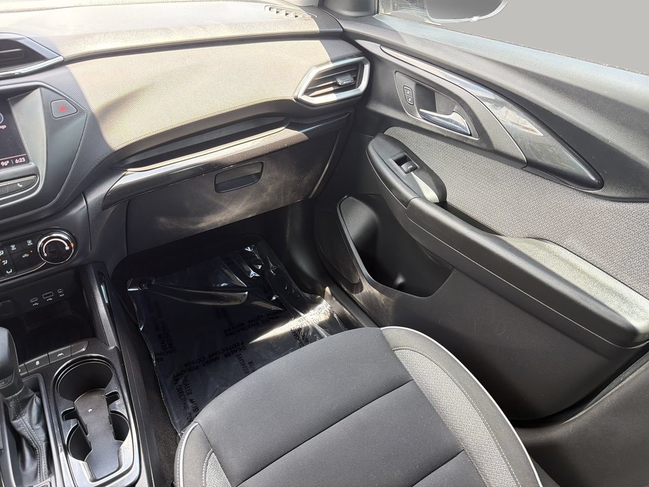 Used 2023 Chevrolet TrailBlazer LS FWD image 15