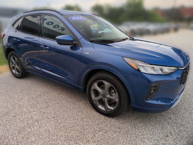 Certified 2023 Ford Escape ST-Line Select w/ Tech Pack #2 AWD/4WD image 7