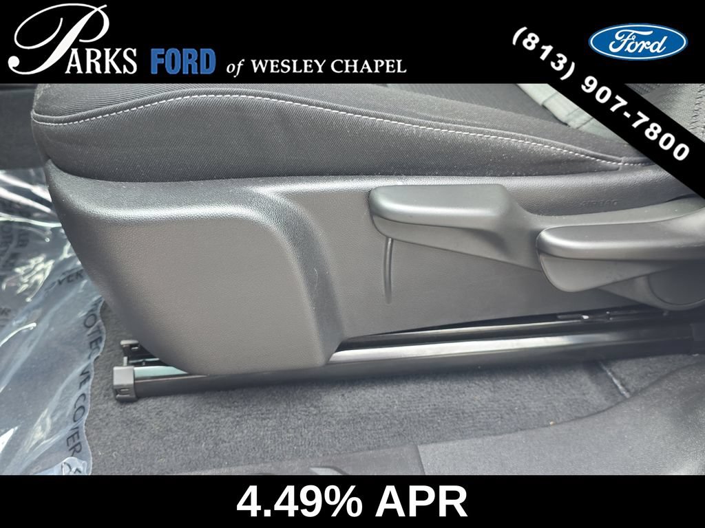 Used 2024 Chevrolet Colorado LT RWD image 19