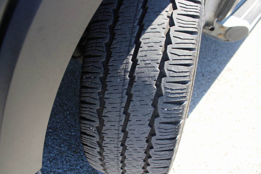 Certified 2024 Ford Transit 250 Low Roof w/ Exterior Upgrade Package image 19