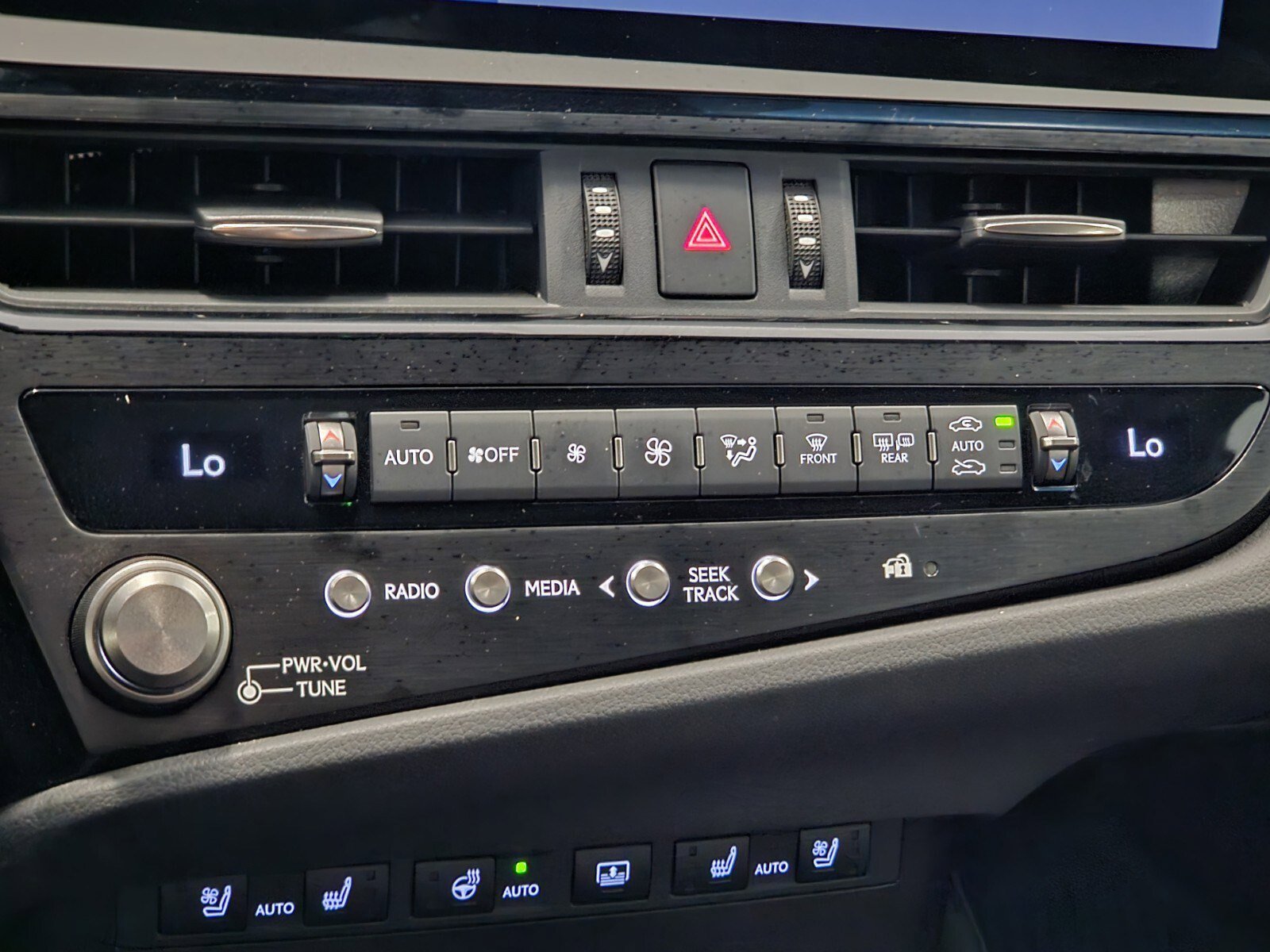 Used 2025 Lexus ES 350 Ultra Luxury image 21