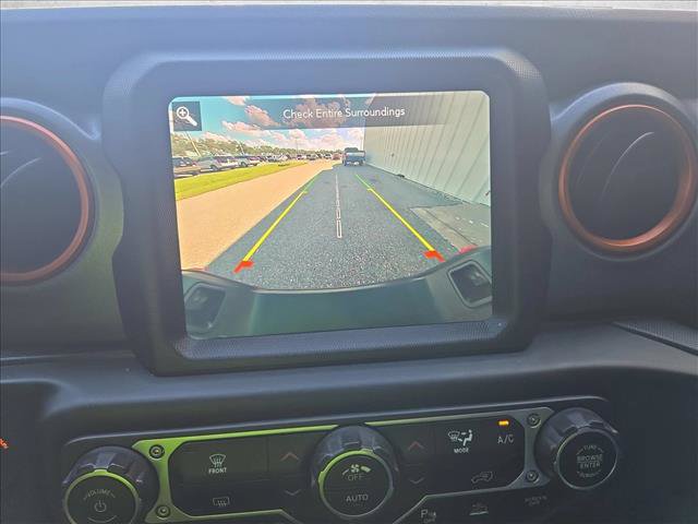 Used 2022 Jeep Gladiator Mojave w/ Safety Group AWD/4WD image 14