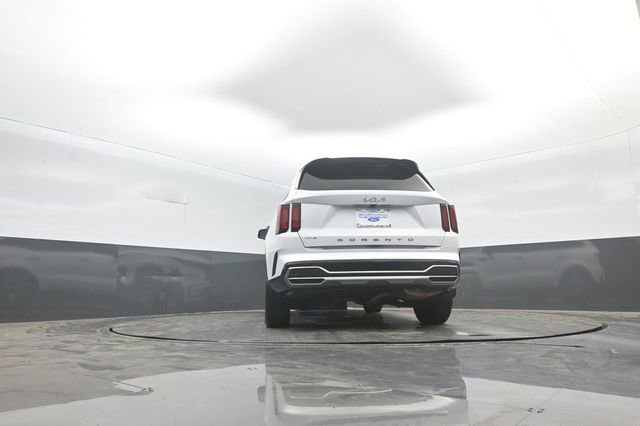 Used 2022 Kia Sorento S w/ Panoramic Sunroof Package FWD image 37