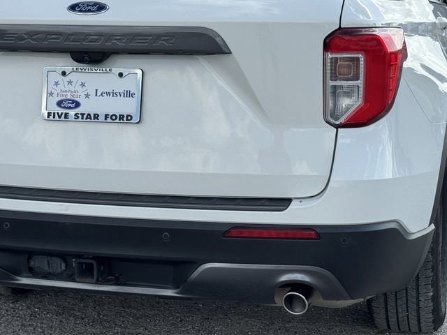 Certified 2022 Ford Explorer XLT w/ Equipment Group 202A image 6