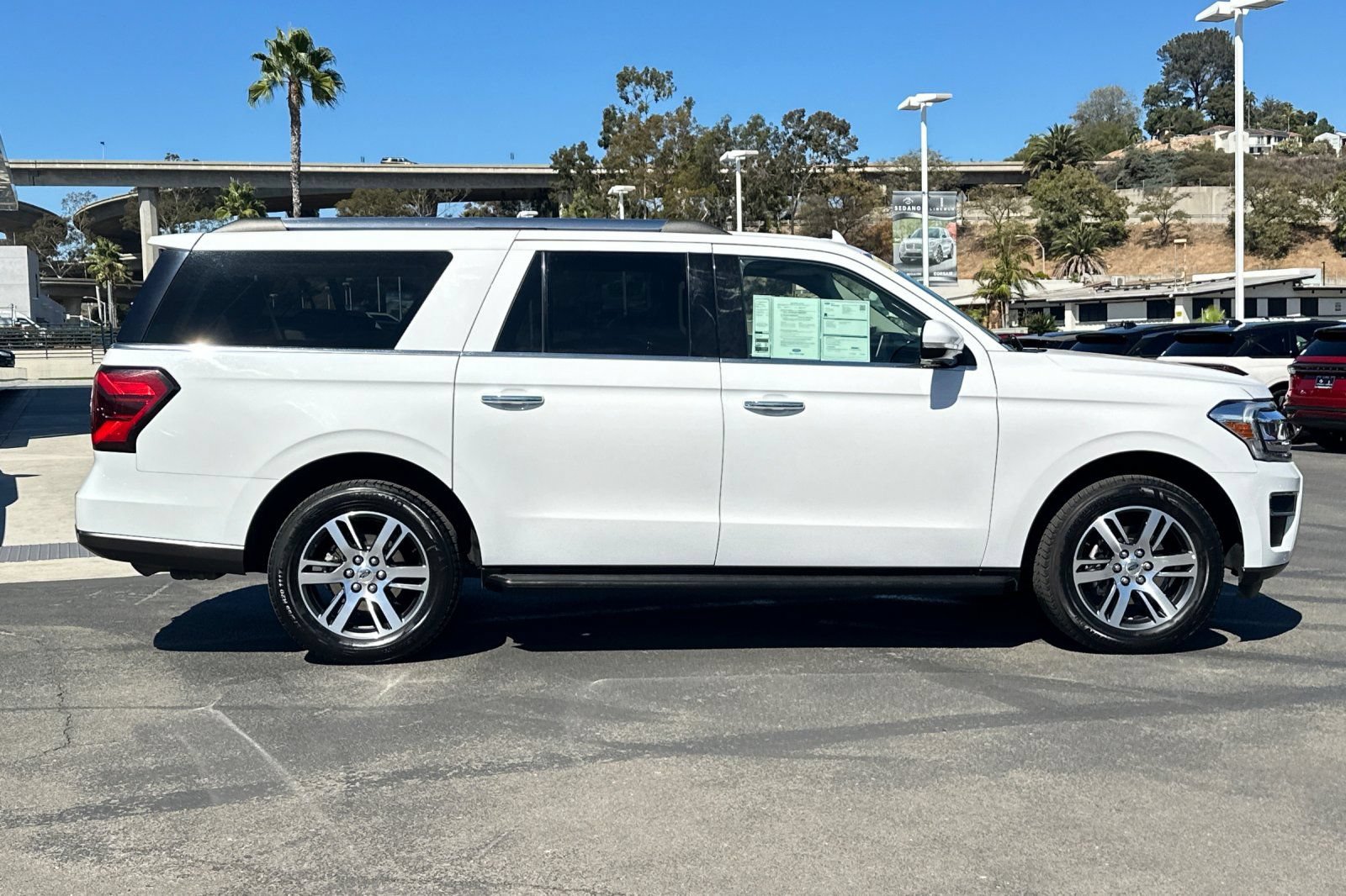 Certified 2024 Ford Expedition Max Limited RWD image 2