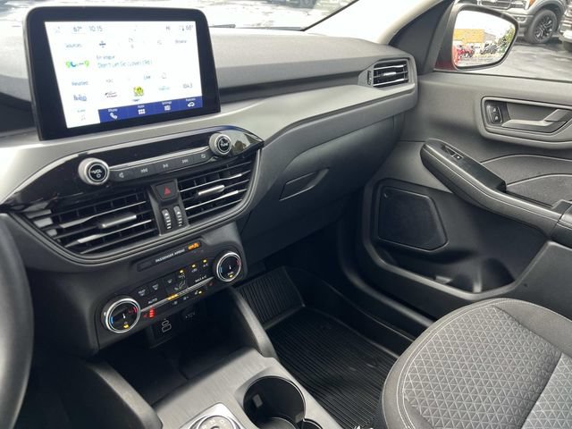Certified 2024 Ford Escape Active AWD/4WD image 30