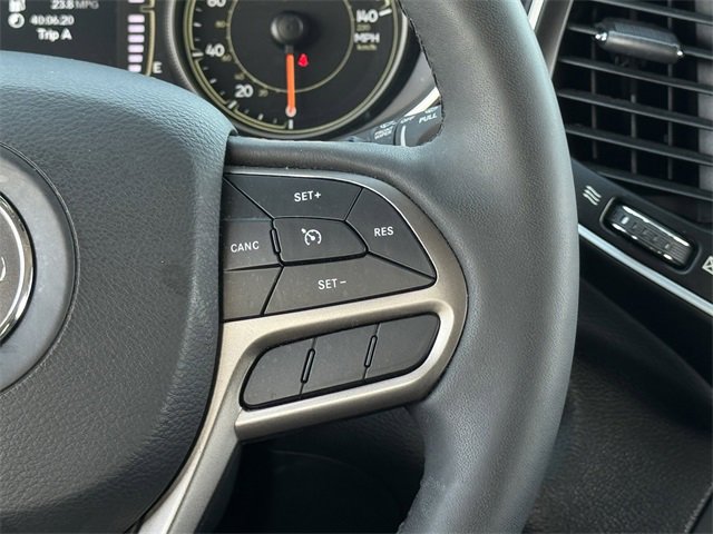 Used 2021 Jeep Cherokee Latitude Lux image 14