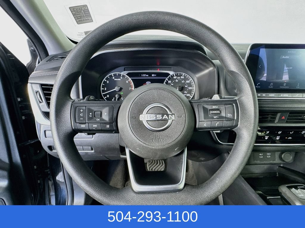 Used 2024 Nissan Rogue S AWD/4WD image 13