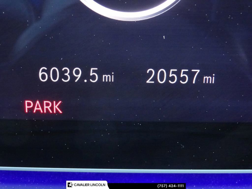 Used 2024 Mercedes-Benz GLS 450 4MATIC image 29