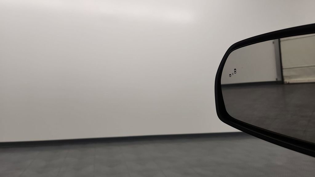 Certified 2024 Ford Edge SEL w/ Convenience Package image 21