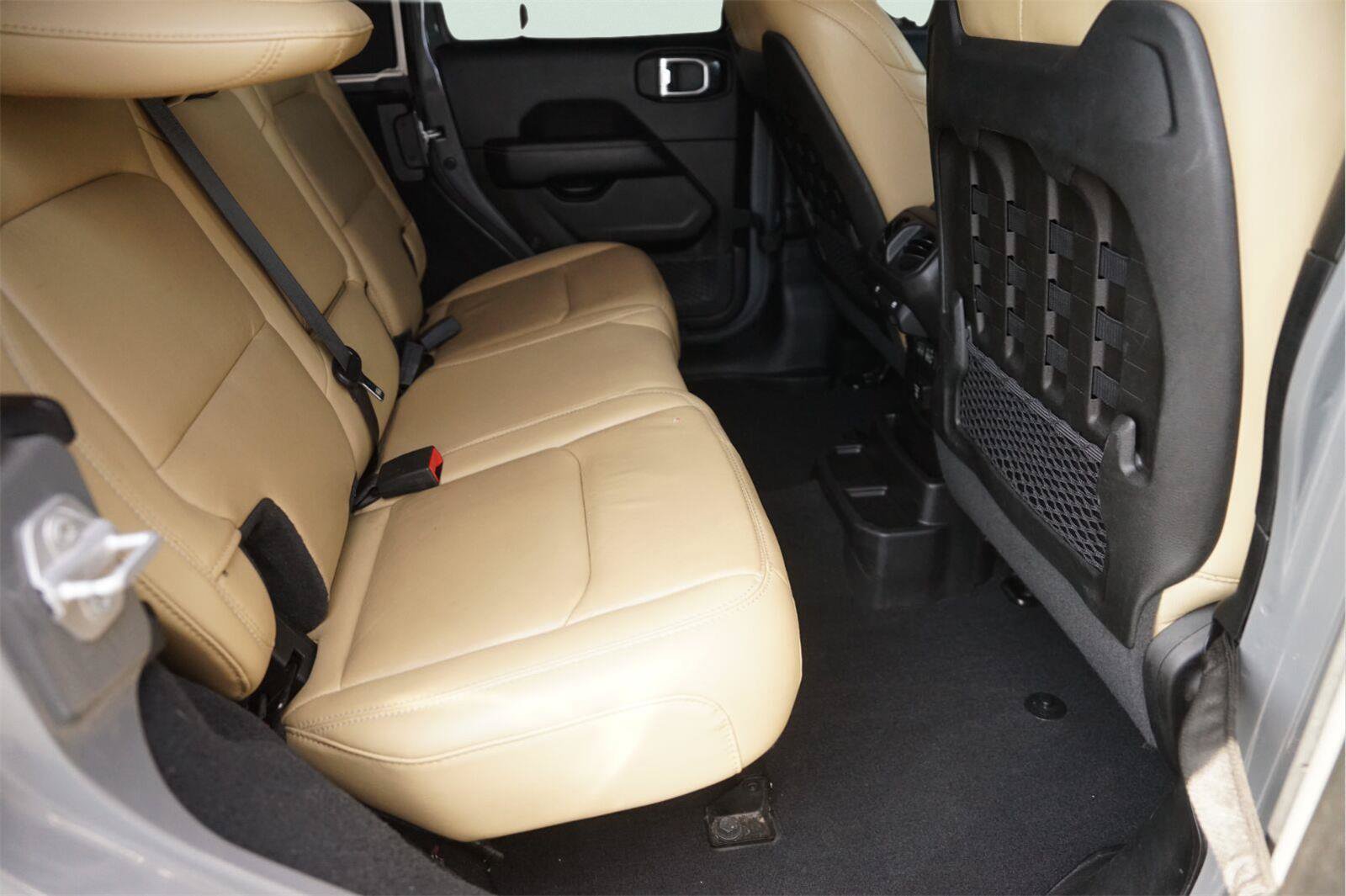 Used 2019 Jeep Wrangler Unlimited Rubicon AWD/4WD image 15