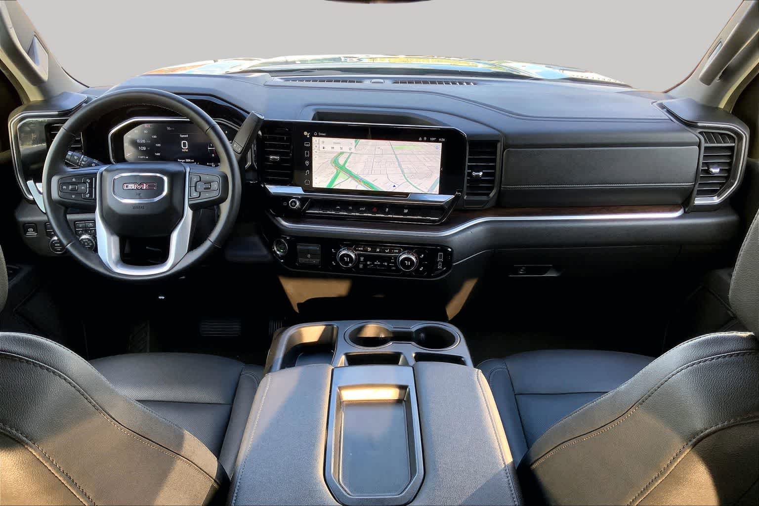 Used 2026 GMC Sierra 1500 SLT AWD/4WD image 16