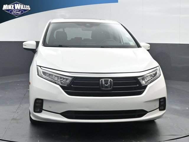 Used 2023 Honda Odyssey Touring image 2