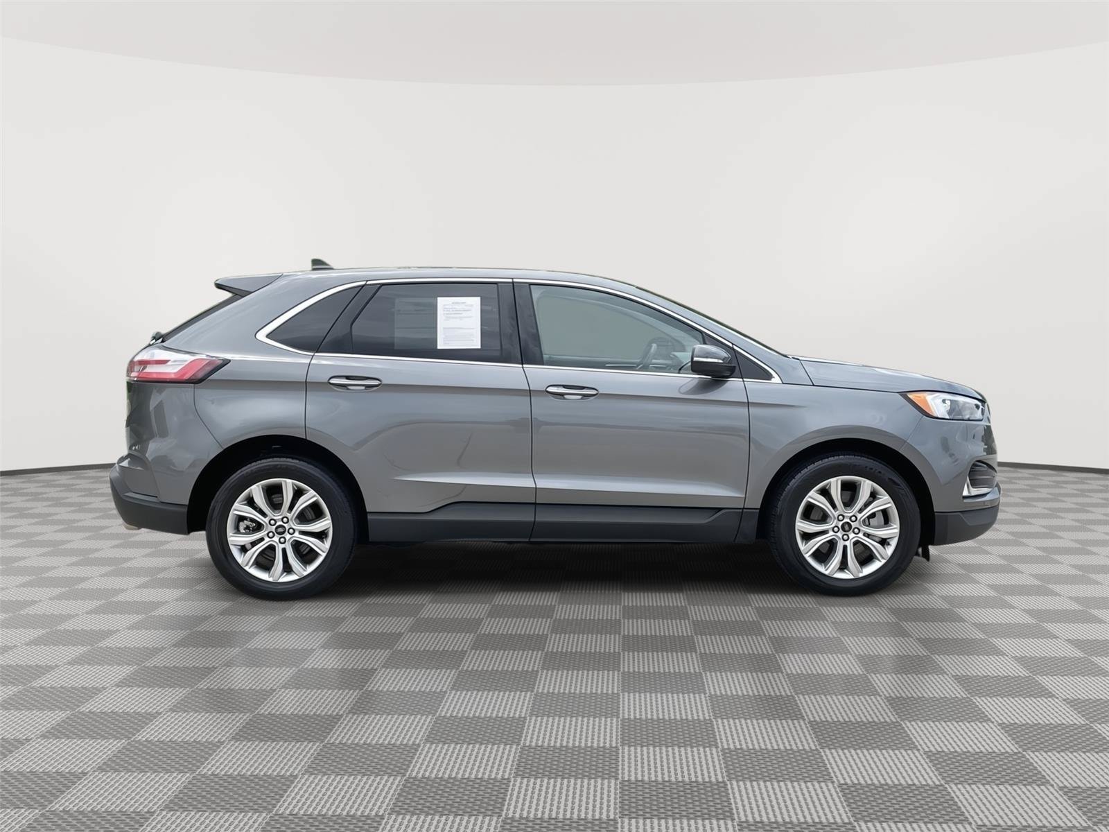 Certified 2024 Ford Edge Titanium AWD/4WD image 6