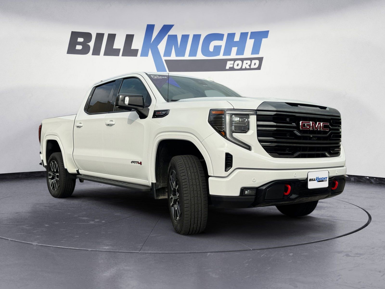 Used 2024 GMC Sierra 1500 AT4 w/ Technology Package AWD/4WD image 7