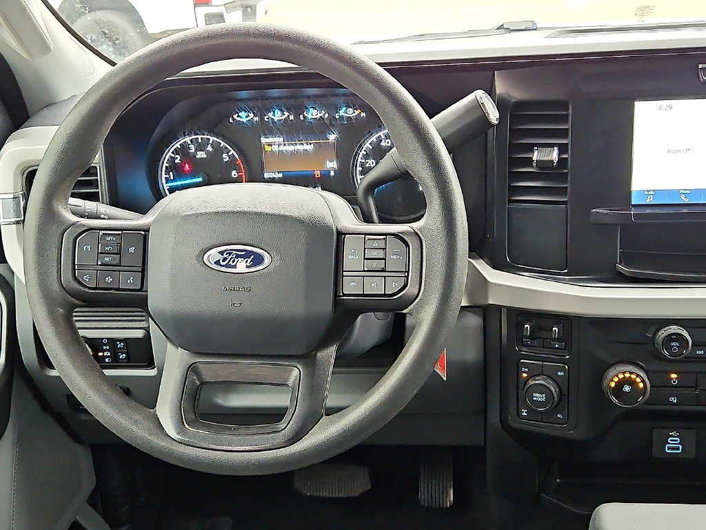 Certified 2025 Ford F250 XLT w/ FX4 Off-Road Package AWD/4WD image 17